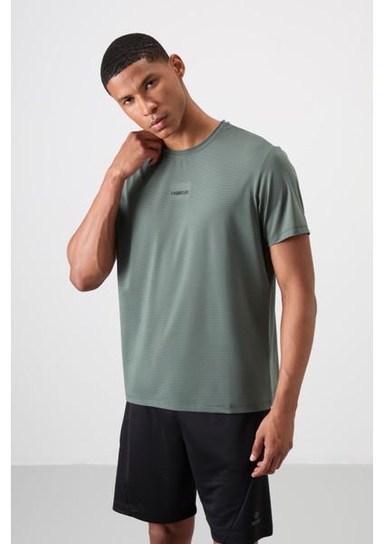 Haki Polyester Nefes Alan Dokulu İnce Esnek Standart Fit Erkek Performans T-Shirt - 88384