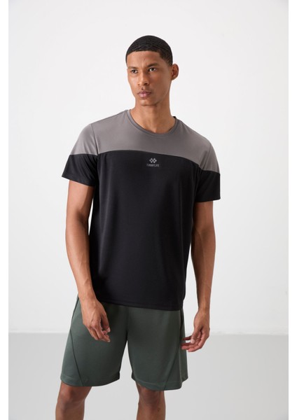 Siyah Polyester Nefes Alan Dokulu İnce Esnek Standart Fit Erkek Performans T-Shirt - 88386 fırsatları