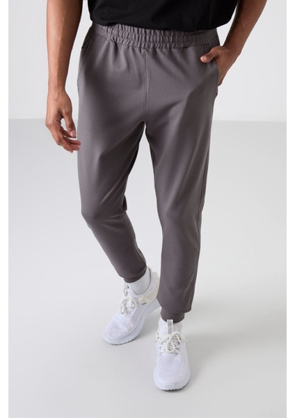 Koyu Gri Pamuk Yumuşak Dokulu Standart Fit Nakışlı Erkek Eşofman Alt - 82133