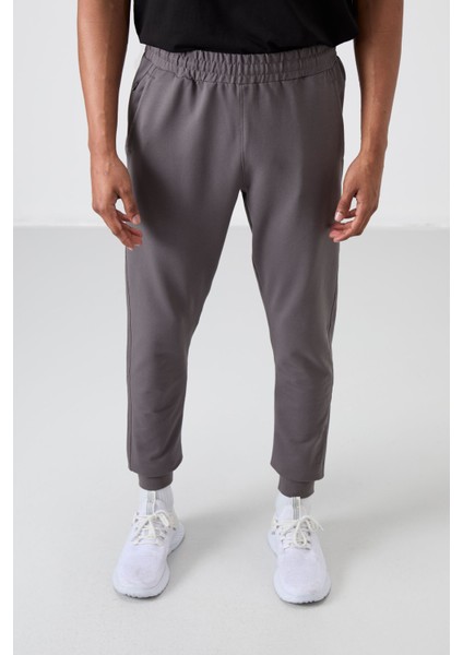 Koyu Gri Pamuk Yumuşak Dokulu Standart Fit Nakışlı Erkek Eşofman Alt - 82133 fırsatları