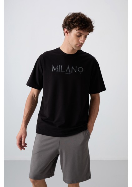 Siyah Pamuklu Kalın Yumuşak Dokulu Oversize Fit Baskılı Erkek T-Shirt - 88345 fırsatları