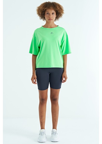 Neon Yeşil O Yaka Baskı Detaylı Oversize Kısa Kol Kadın T-Shirt - 97263 fırsatları