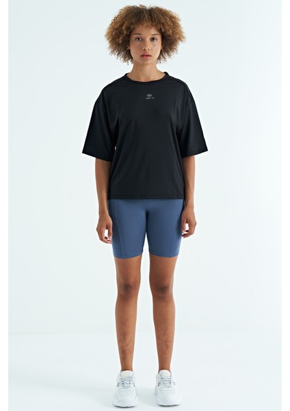 Siyah O Yaka Baskı Detaylı Oversize Kısa Kol Kadın T-Shirt - 97263 fırsatları