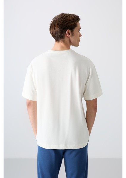 Ekru Pamuklu Kalın Yumuşak Dokulu Oversize Fit Baskılı Erkek T-Shirt - 88329 indirimleri