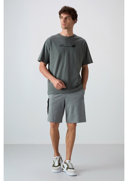 Haki Pamuklu Kalın Yumuşak Dokulu Oversize Fit Baskılı Erkek T-Shirt - 88330 modelleri