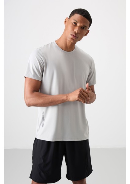 Taş Polyester Nefes Alan Dokulu İnce Esnek Standart Fit Erkek Performans T-Shirt - 88388