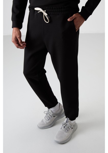 Siyah - Siyah Pamuklu Kalın Yumuşak Dokulu Comfort Fit Nakışlı Erkek Eşofman Takım - 85254 modelleri