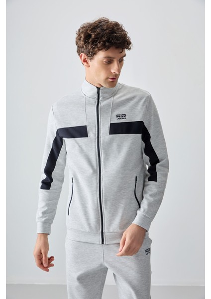 Gri Yüzeyi Dokulu Standart Fit Nakışlı Erkek Eşofman Takım - 85248 fiyatları