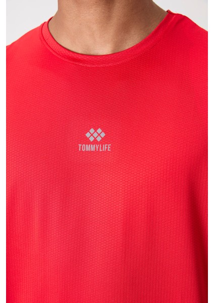 Tommy Life Kırmızı Polyester Nefes Alan Dokulu Ince Esnek Standart Fit Erkek Performans T-Shirt - 88387 fiyatları