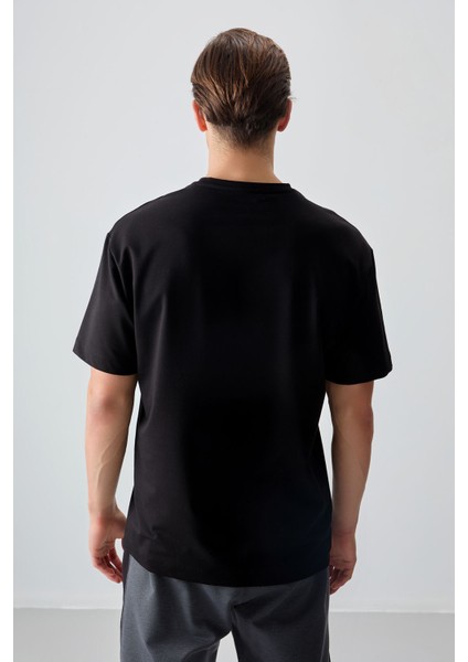 Siyah Pamuklu Kalın Yumuşak Dokulu Oversize Fit Baskılı Erkek T-Shirt - 88376 indirimleri