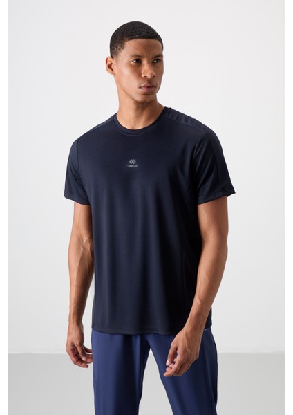 Lacivert Polyester Nefes Alan Dokulu İnce Esnek Standart Fit Erkek Performans T-Shirt - 88390
