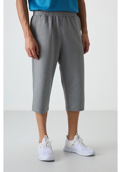 Gri Melanj Pamuklu Yumuşak Dokulu Standart Fit Nakışlı Erkek Kapri - 83102 fırsatları