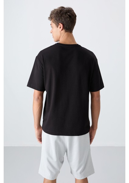Siyah Pamuklu Kalın Yumuşak Dokulu Oversize Fit Baskılı Erkek T-Shirt - 88330 indirimleri