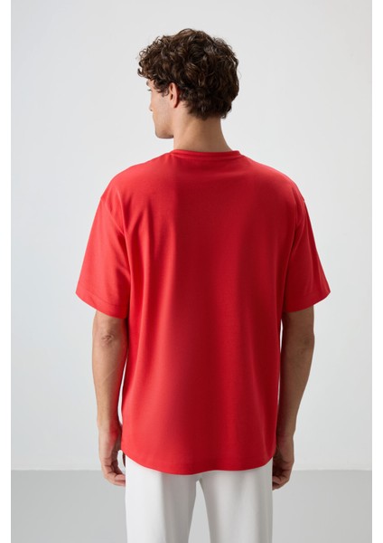 Fiesta Pamuklu Kalın Yüzeyi Dokulu Oversize Fit Baskılı Erkek T-Shirt - 88367 indirimleri