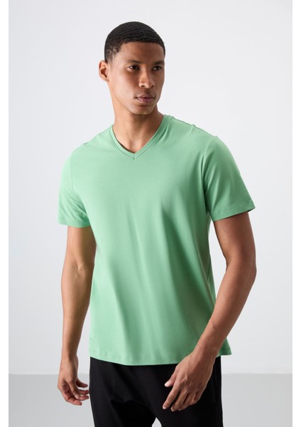Açık Yeşil Basic Kısa Kol Standart Kalıp V Yaka Erkek T-Shirt - 87912
