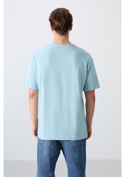 Açık Mavi Pamuklu Kalın Yumuşak Dokulu Oversize Fit Baskılı Erkek T-Shirt - 88330 indirimleri
