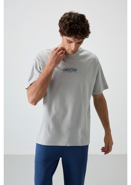 Taş Pamuklu Kalın Yüzeyi Dokulu Oversize Fit Baskılı Erkek T-Shirt - 88372 fırsatları