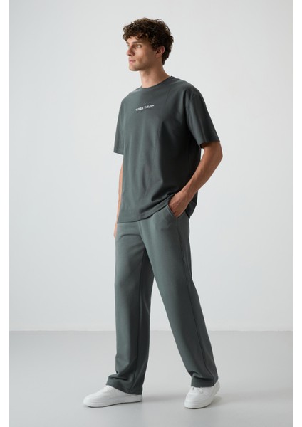 Haki Pamuklu Kalın Yüzeyi Dokulu Oversize Fit Baskılı Erkek T-Shirt - 88372 fiyatları