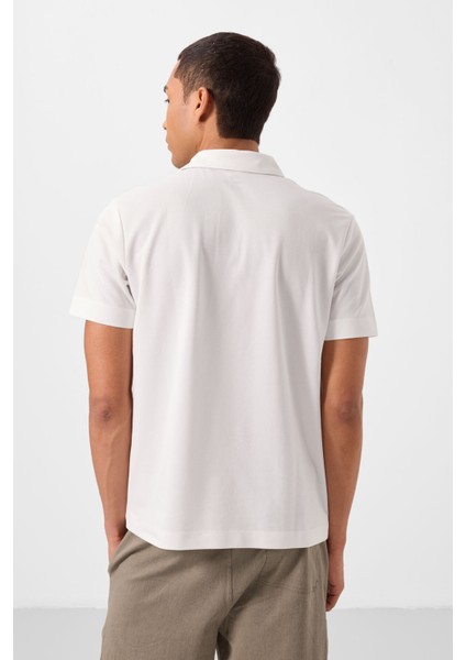 Ekru Basic Logolu Standart Kalıp Triko Polo Yaka Erkek T-Shirt - 87748 indirimleri