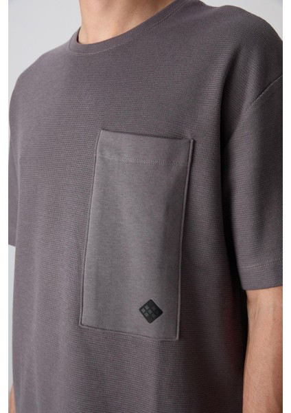 Koyu Gri Pamuklu Kalın Yüzeyi Dokulu Oversize Fit Basic Erkek T-Shirt - 88341 modelleri