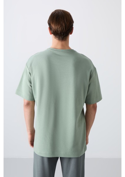 Açık Yeşil Pamuklu Kalın Yumuşak Dokulu Oversize Fit Baskılı Erkek T-Shirt - 88325 indirimleri