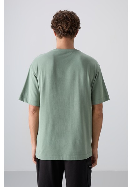 Açık Yeşil Pamuklu Kalın Yumuşak Dokulu Oversize Fit Baskılı Erkek T-Shirt - 88331 indirimleri