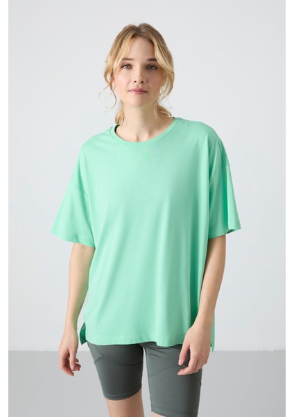Su Yeşili Penye Modal Yumuşak Tuşeli Oversize Fit Basic Kadın T-Shirt- 97285