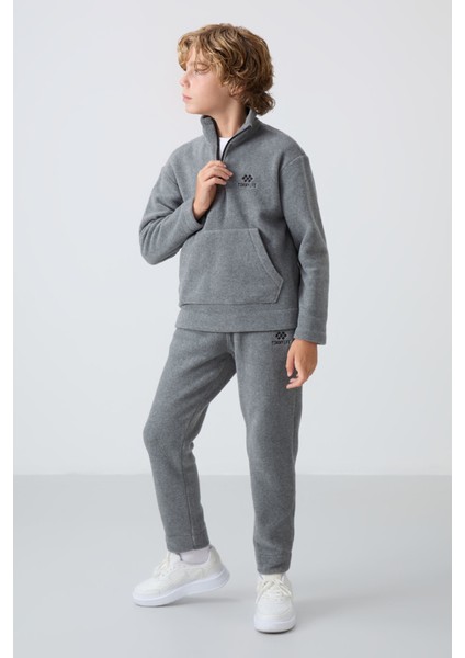 Gri Melanj Kalın Yumuşak Dokulu Standart Fit Nakışlı Polar Erkek Çocuk Eşofman Takım - 11218 modelleri
