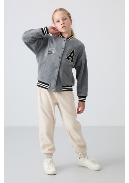 Gri Melanj Kalın Yumuşak Dokulu Standart Fit Nakışlı Polar Kız Çocuk Kolej Ceket - 75156 fiyatları