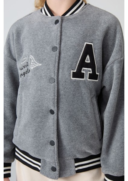 Gri Melanj Kalın Yumuşak Dokulu Standart Fit Nakışlı Polar Kız Çocuk Kolej Ceket - 75156 modelleri