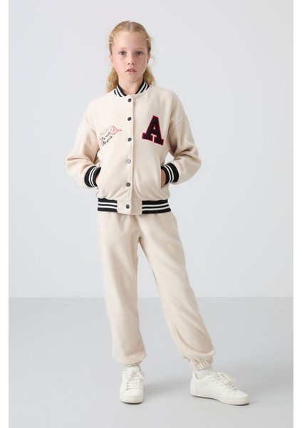 Bej Kalın Yumuşak Dokulu Standart Fit Nakışlı Polar Kız Çocuk Kolej Ceket - 75156 modelleri