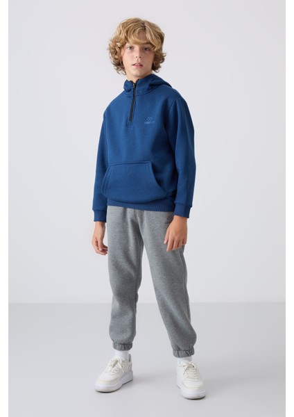 Parlament Pamuklu Kalın İçi Tüylü Yumuşak Dokulu Standart Fit Nakışlı Erkek Çocuk Sweatshirt - 11244 modelleri