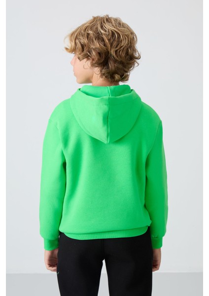 Neon Yeşil Pamuklu Kalın İçi Tüylü Yumuşak Dokulu Standart Fit Nakışlı Erkek Çocuk Sweatshirt - 11244 indirimleri