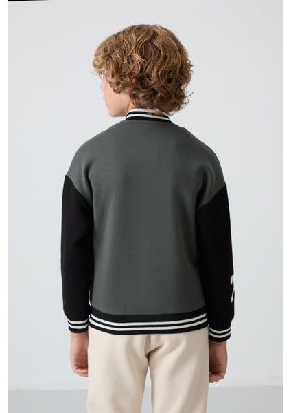Haki Pamuklu Kalın İçi Tüylü Yumuşak Dokulu Standart Fit Nakışlı Erkek Çocuk Kolej Ceket - 11258 indirimleri