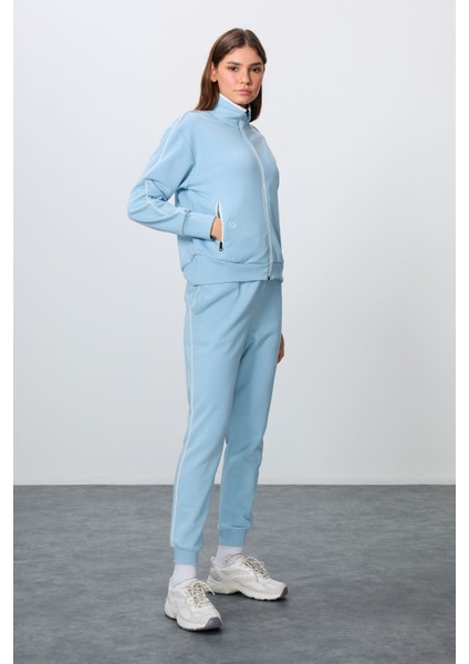 Açık Mavi Kompakt Pamuklu Kalın Pürüzsüz Dokulu Dik Yaka Oversize Fit Kadın Eşofman Takım - 95340 modelleri