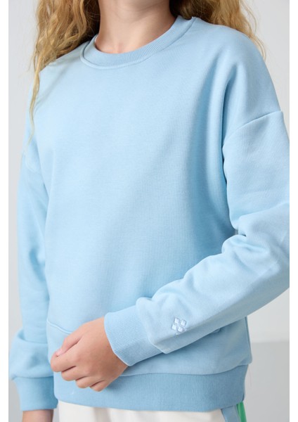 Açık Mavi Pamuklu İçi Tüylü Yumuşak Dokulu Oversize Nakışlı Kız Çocuk Sweatshirt - 75150 modelleri