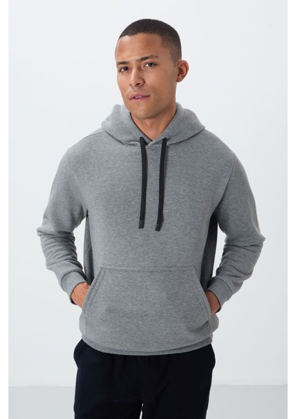 Gri Melanj Pamuklu Kalın İçi Tüylü Yumuşak Dokulu Comfort Fit Nakışlı Erkek Sweatshirt - 88419