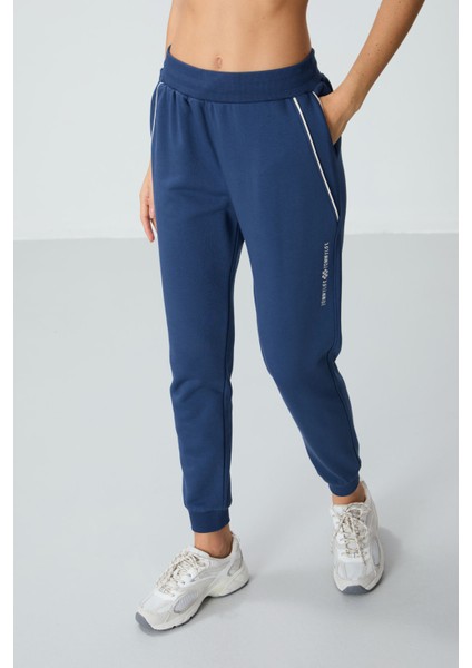 Parlament Kompakt Pamuklu Kalın Pürüzsüz Dokulu Standart Fit Kadın Eşofman Altı - 94660 fırsatları