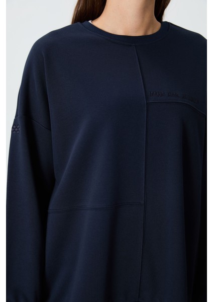 Indigo Kompakt Pamuklu Kalın Pürüzsüz Dokulu O Yaka Oversize Fit Kadın Sweatshirt - 97288 modelleri