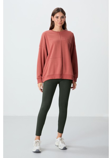 Kiremit Kompakt Pamuklu Kalın Pürüzsüz Dokulu O Yaka Oversize Fit Kadın Sweatshirt - 97288 fiyatları