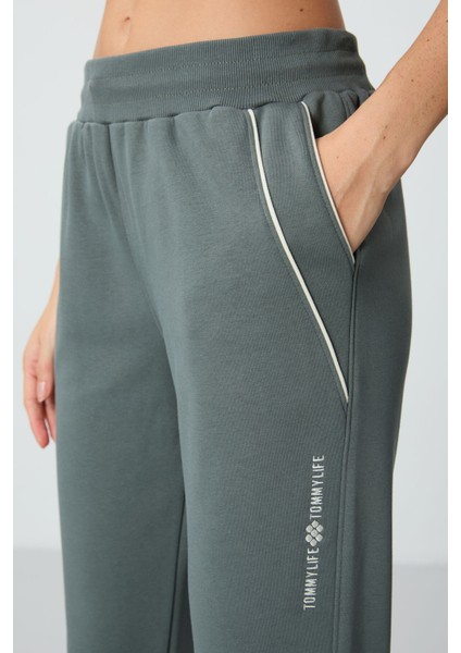 Haki Kompakt Pamuklu Kalın Pürüzsüz Dokulu Standart Fit Kadın Eşofman Altı - 94660 modelleri