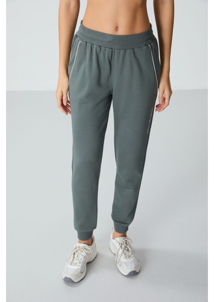 Haki Kompakt Pamuklu Kalın Pürüzsüz Dokulu Standart Fit Kadın Eşofman Altı - 94660 fırsatları