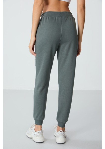 Haki Kompakt Pamuklu Kalın Pürüzsüz Dokulu Standart Fit Kadın Eşofman Altı - 94660 indirimleri