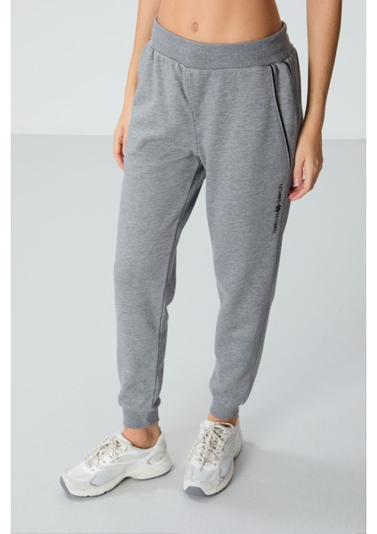 Gri Melanj Kompakt Pamuklu Kalın Pürüzsüz Dokulu Standart Fit Kadın Eşofman Altı - 94660 fiyatları