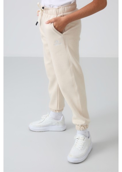 Bej Pamuklu Kalın İçi Tüylü Yumuşak Dokulu Standart Fit Baskılı Erkek Çocuk Eşofman Alt - 11225 indirimleri