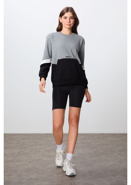 Gri Melanj Kompakt Pamuklu Kalın Pürüzsüz Dokulu O Yaka Oversize Fit Kadın Sweatshirt - 97289 fiyatları