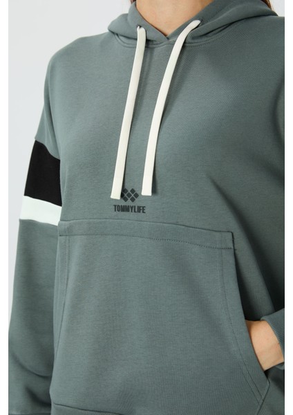 Haki Kompakt Pamuklu Kalın Pürüzsüz Dokulu Kapüşonlu Oversize Fit Kadın Sweatshirt - 97290 indirimleri