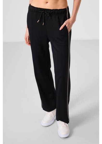 Siyah Yumuşak Dokulu Yan Panel Detaylı Geniş Paça Kadın Palazzo Pantolon - 94669 fırsatları