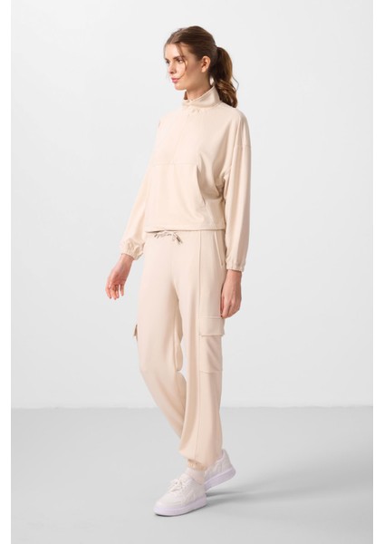 Bej Yumuşak Dokulu Dik Yaka Gizli Fermuarlı Oversize Kadın Eşofman Takım - 95351 indirimleri