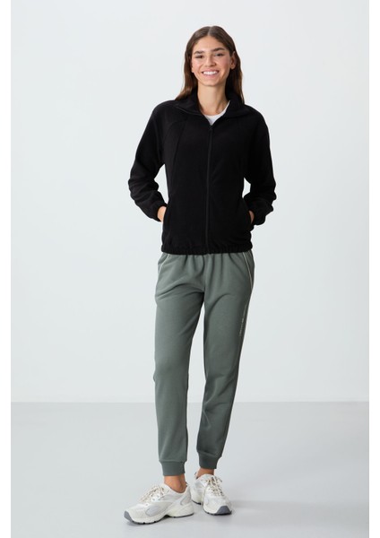 Siyah Kalın Yumuşak Dokulu Dik Yaka Oversize Nakışlı Polar Kadın Sweatshirt - 97293 modelleri